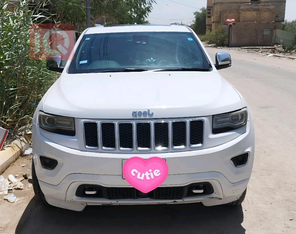 جیپ گراند شیرۆکی